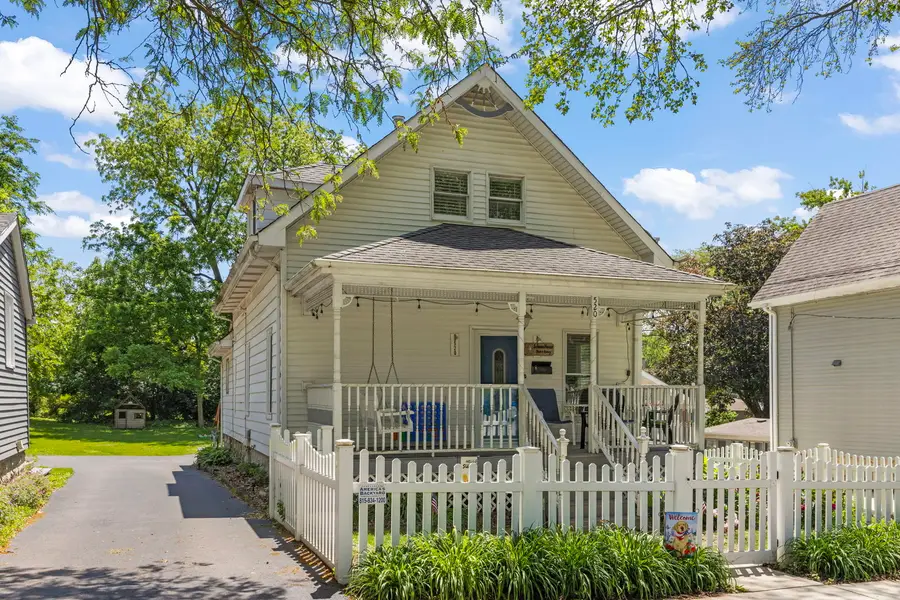 520 S Jefferson Street, Lockport, IL 60441 - #2