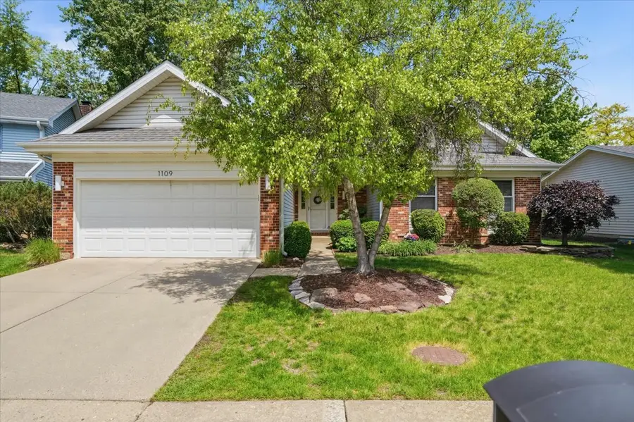 1109 Whitman Place, Vernon Hills, IL 60061 - #3