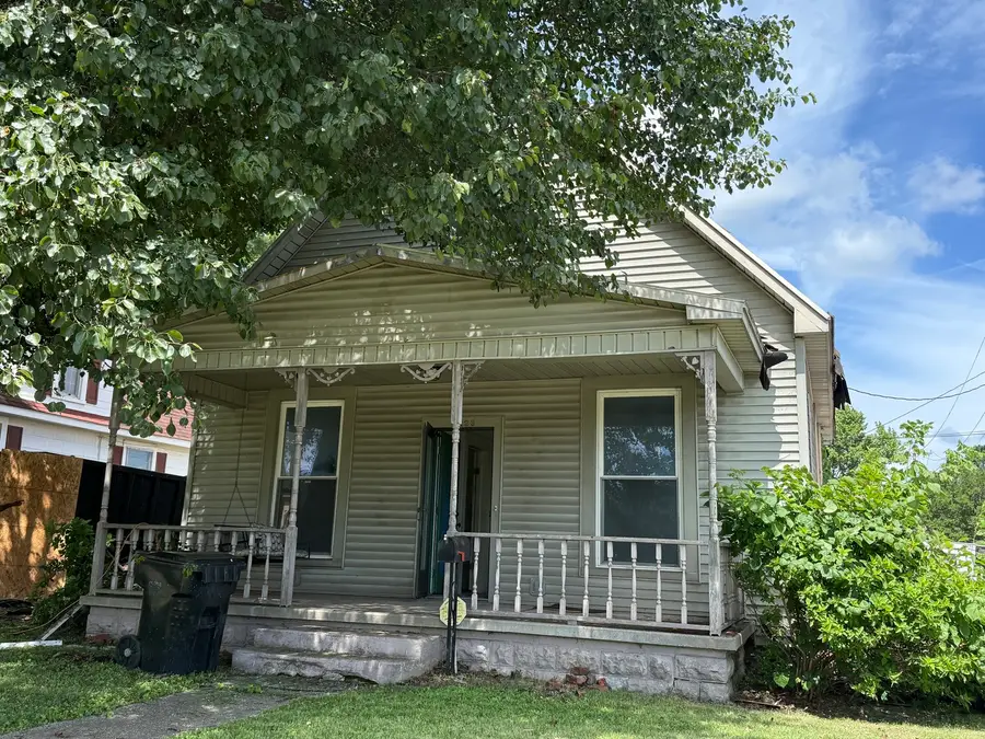 1123 Metropolis Street, Metropolis, IL 62960 - #2