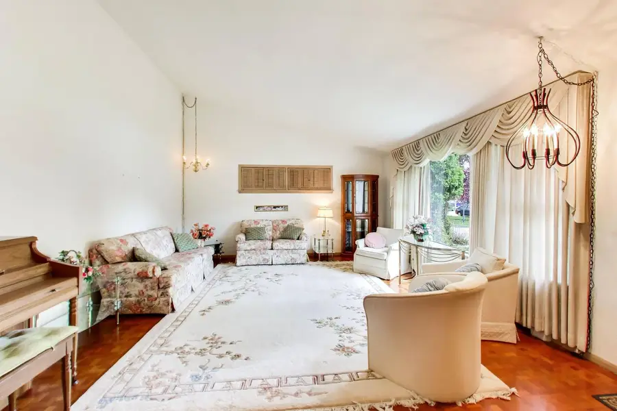 1430 Granville Avenue, Park Ridge, IL 60068 - #3