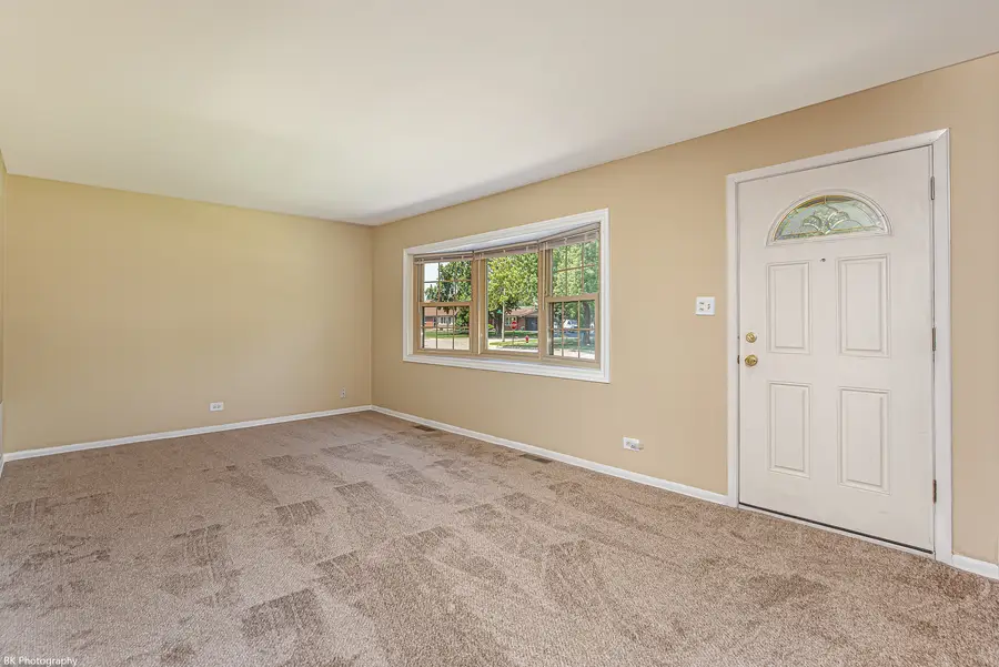 7049 W 91 Street, Bridgeview, IL 60455 - #3
