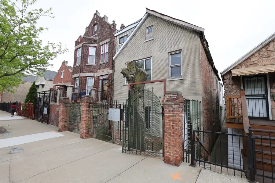 2039 W 18th Place, Chicago, IL 60608 - #3