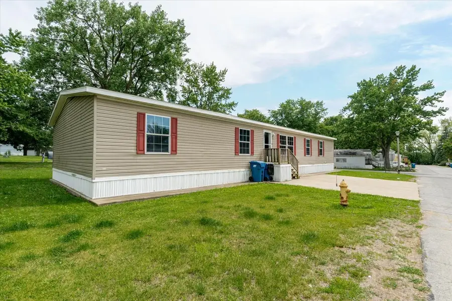 861 4th Street, Normal, IL 61761 - #3