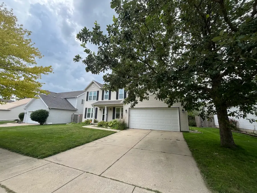3132 Eagle Creek Drive, Bloomington, IL 61704 - #2