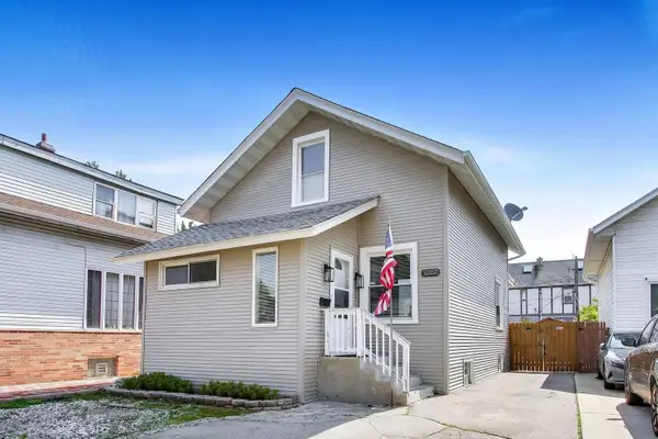 5207 N Lovejoy Avenue, Chicago, IL 60630