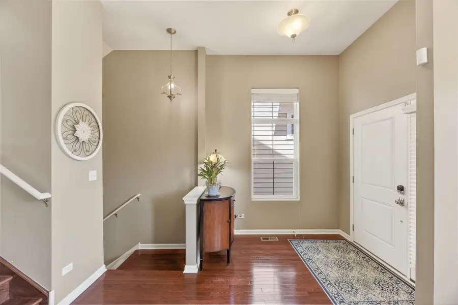 32 N Lincoln Lane, Arlington Heights, IL 60004 - #3