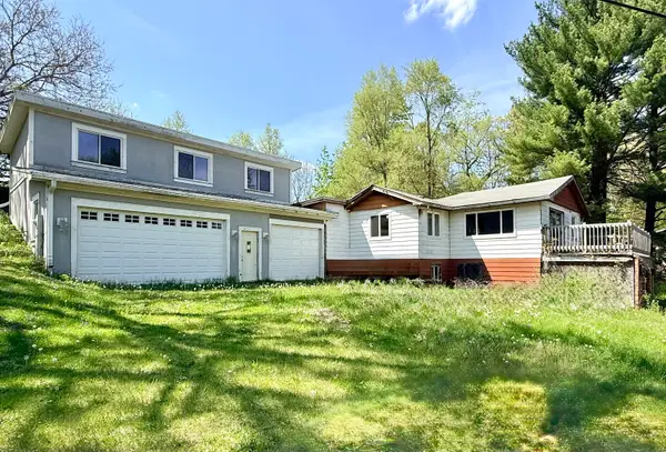 4923 W Wonder Lake Drive, Wonder Lake, IL 60097