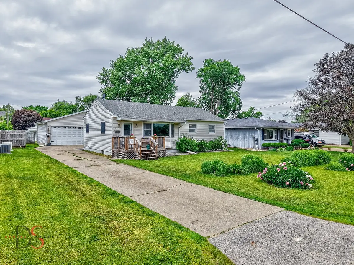517 5th Avenue, Ottawa, IL 61350 - #1