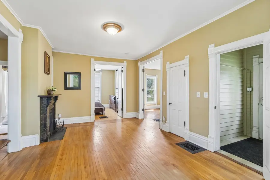 17 S Liberty Street, Elgin, IL 60120 - #3