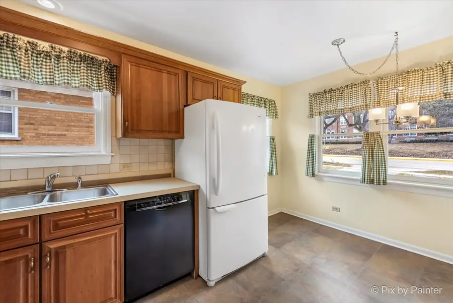 361 Bryant Avenue, Glen Ellyn, IL 60137 - #3