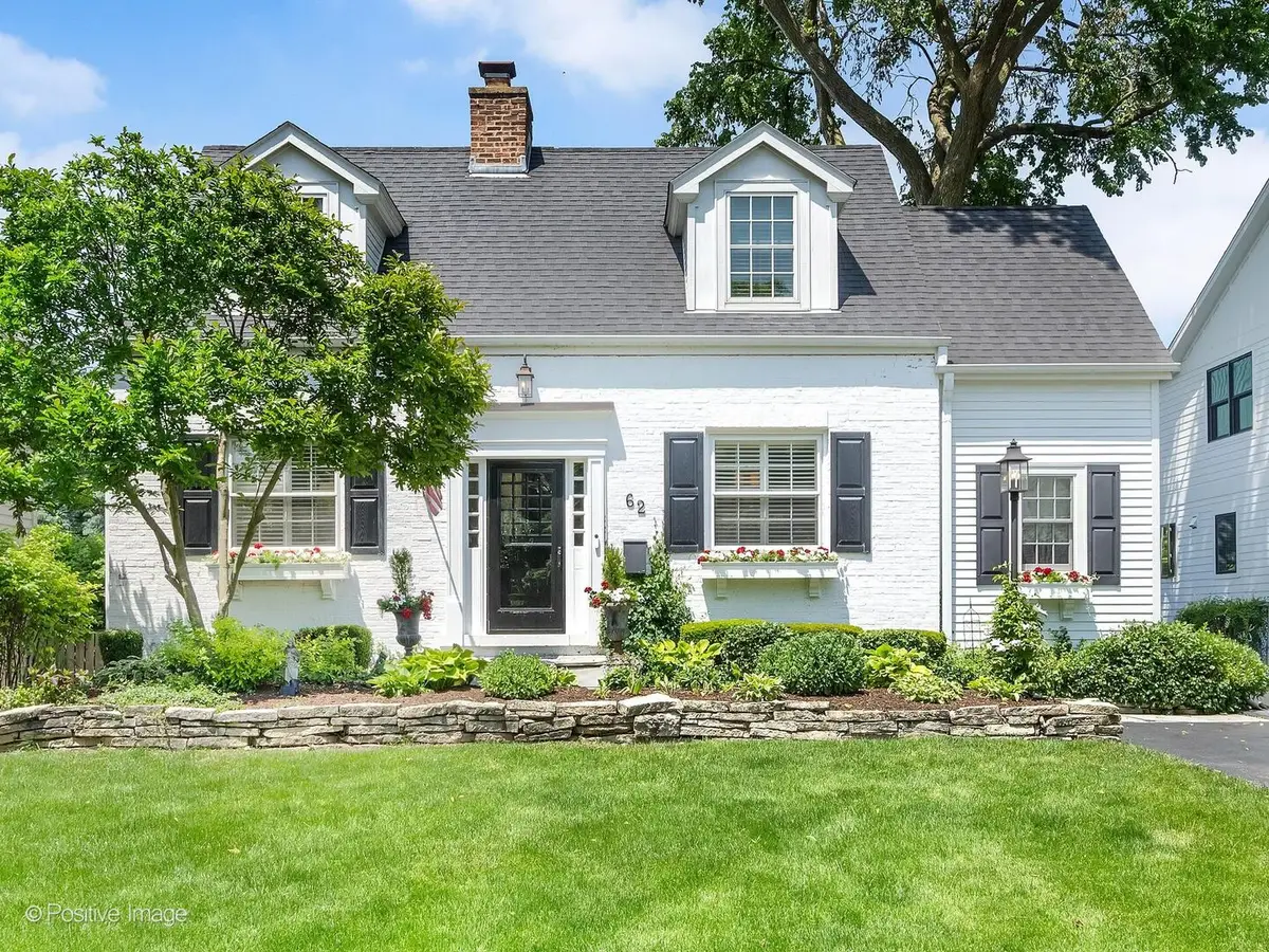 62 Waverly Avenue, Clarendon Hills, IL 60514 - #1
