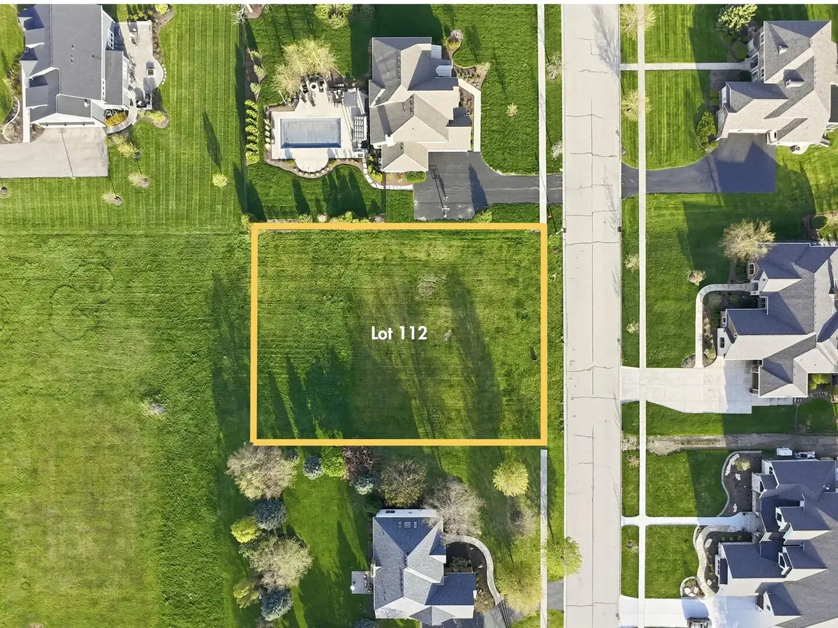 223 Merry Oaks Drive, Sycamore, IL 60178 - #1