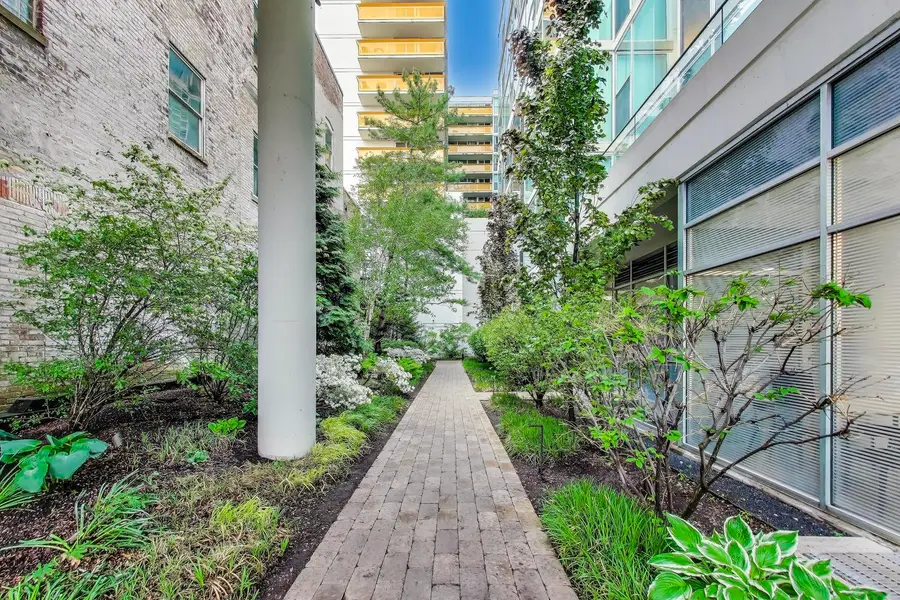 1580 Sherman Avenue #PH6, Evanston, IL 60201 - #2