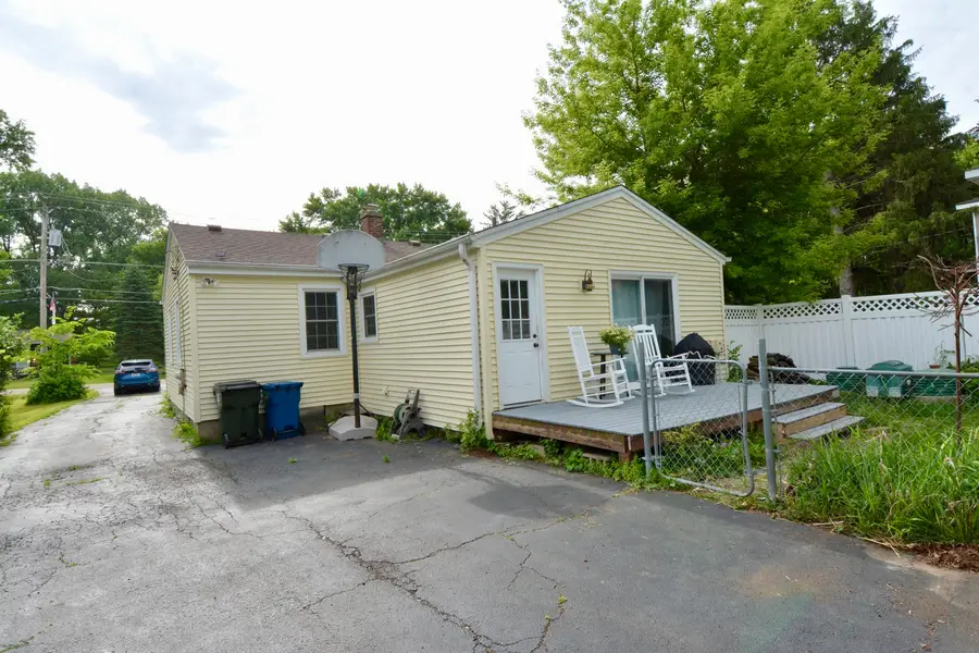 1028 West Drive, South Elgin, IL 60177 - #2