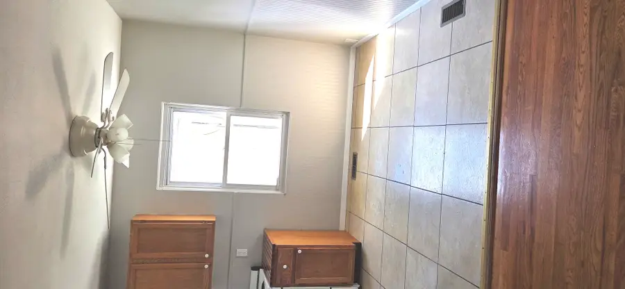 623 S 5th Avenue, Hoopeston, IL 60942 - #2