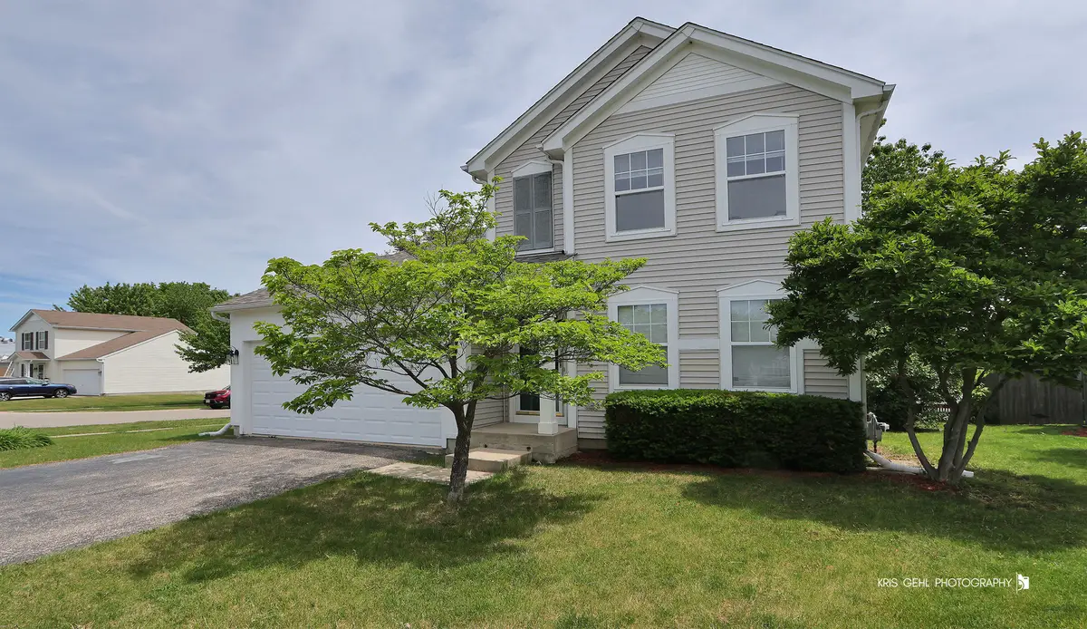 331 E Camden Lane E, Round Lake Beach, IL 60073 - #1