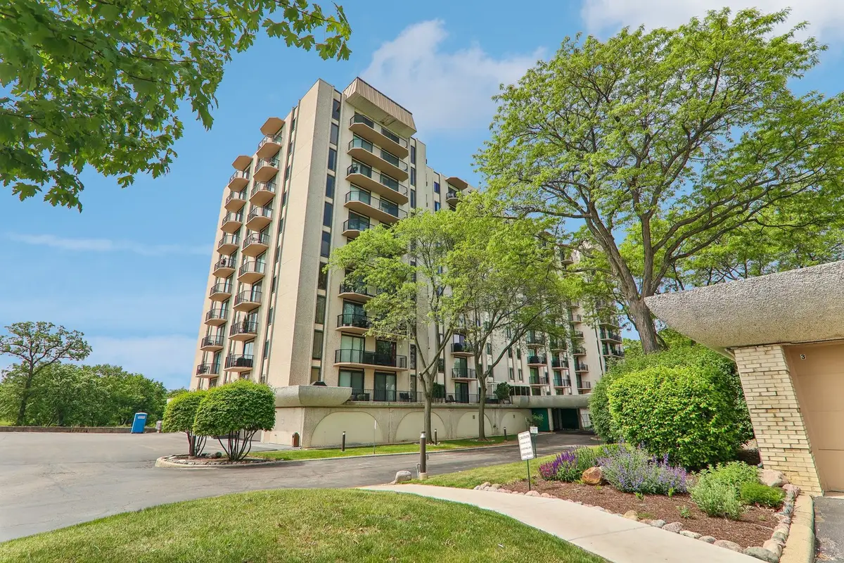 190 S Wood Dale Road #1105, Wood Dale, IL 60191 - #1