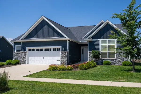 910 Declaration Drive, Savoy, IL 61874