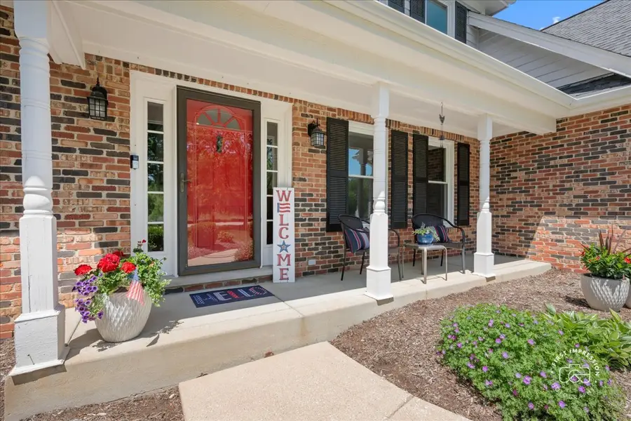 39W016 W Hilltop Drive, Saint Charles, IL 60175 - #3