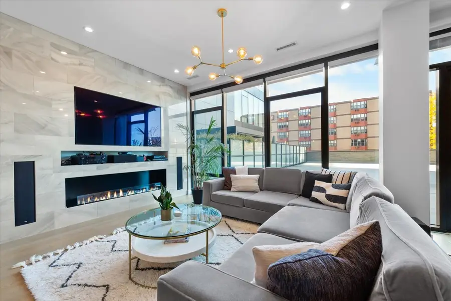 6 N Bishop Street #206, Chicago, IL 60607 - #2