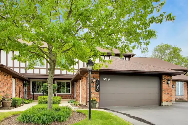 599 Saint Andrews Court, Crystal Lake, IL 60014