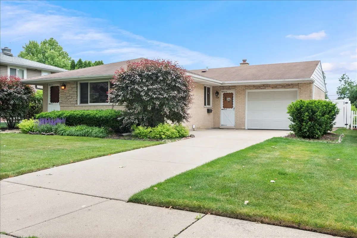 536 Farthing Lane, Des Plaines, IL 60016 - #1