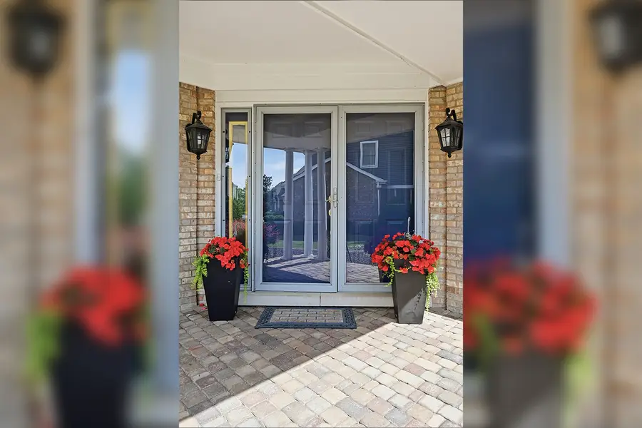 1500 Pine View Court, Darien, IL 60561 - #3