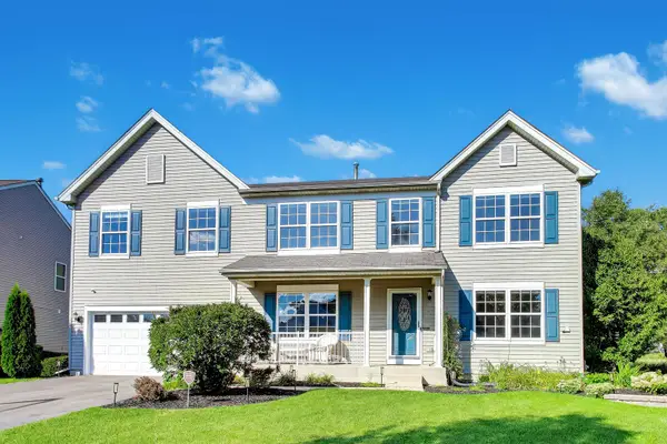 1047 Wheatland Drive, Crystal Lake, IL 60014