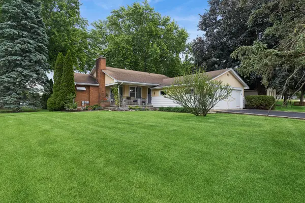 3607 W Clover Avenue, McHenry, IL 60050