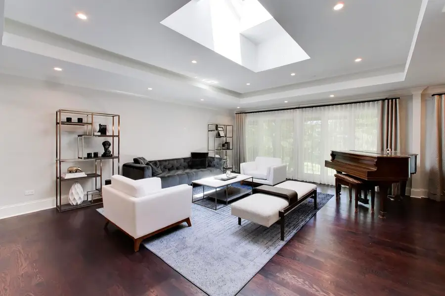 35 Windsor Drive, Oak Brook, IL 60523 - #3