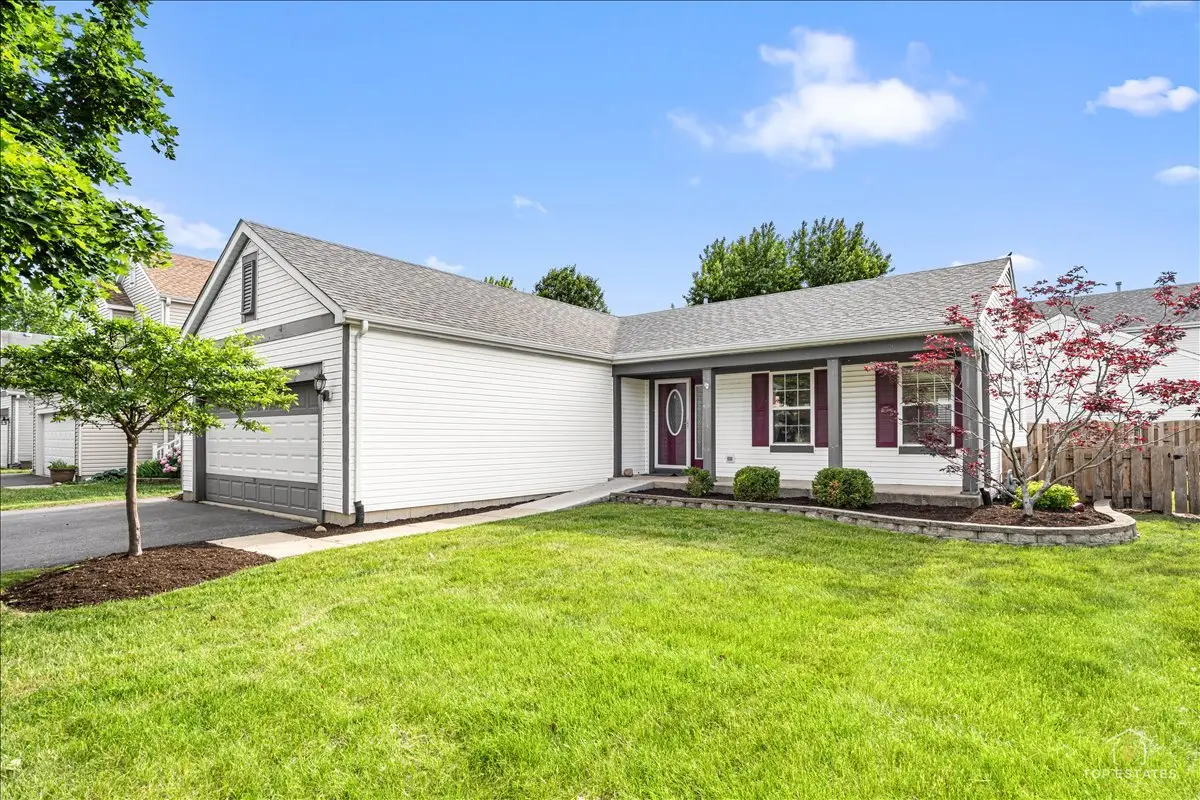 608 N White Lane, Hainesville, IL 60030 - #1