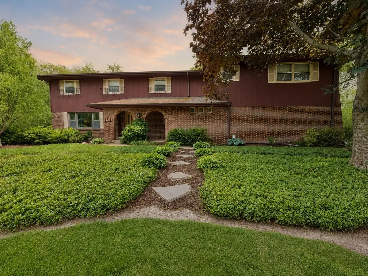1711 Shaw Woods Drive, Rockford, IL 61107 - #1