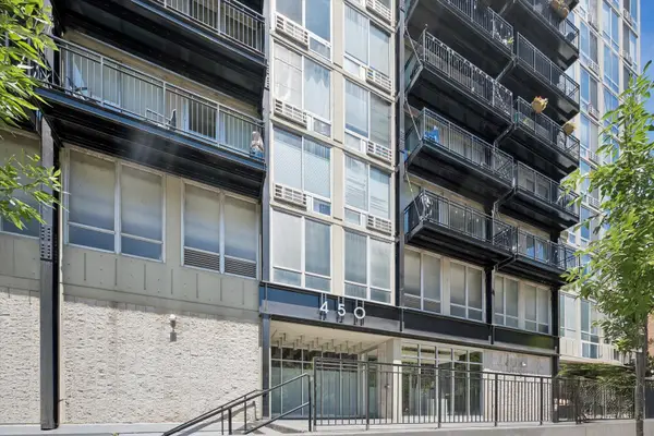 450 W Briar Place #9C, Chicago, IL 60657