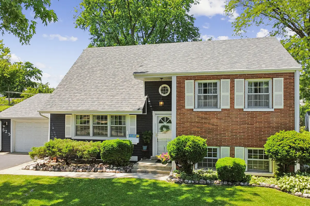 523 W Winchester Road, Chicago Heights, IL 60411 - #1