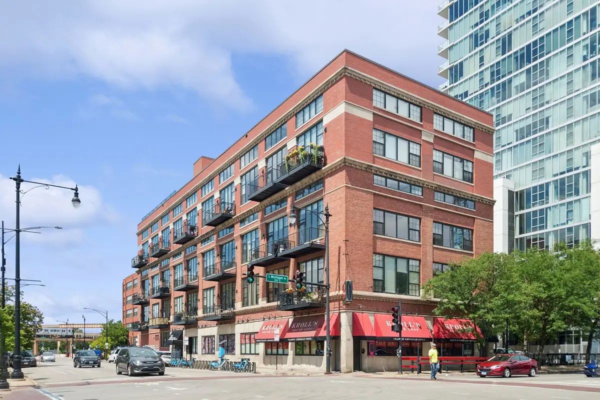 70 E 18th Street #4E, Chicago, IL 60616 - #1