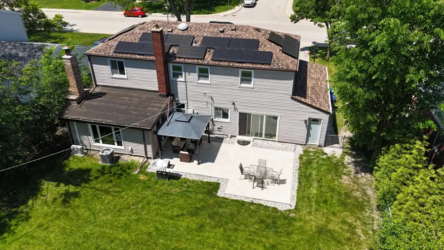 121 Pine Street, Deerfield, IL 60015 - #2