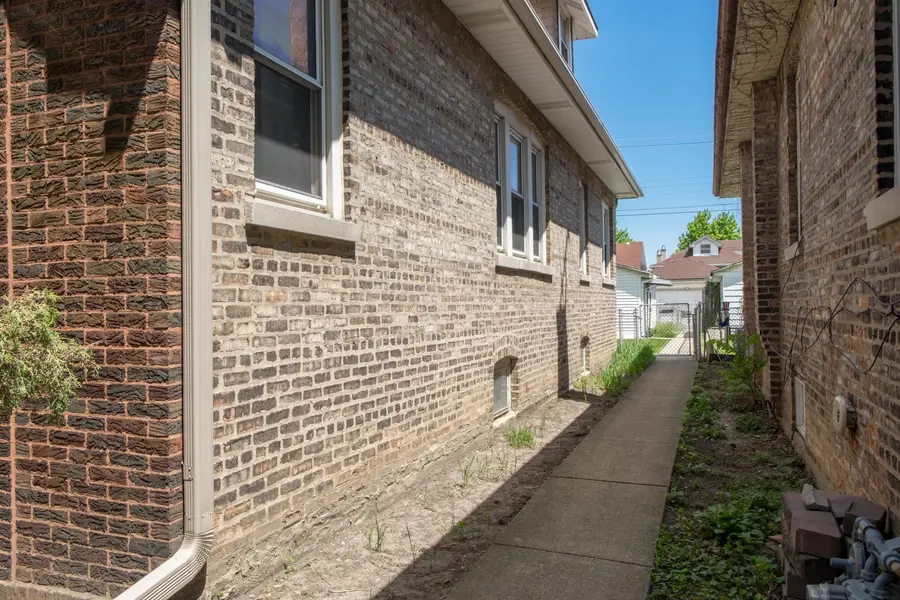 2513 S 61st Court, Cicero, IL 60804 - #3