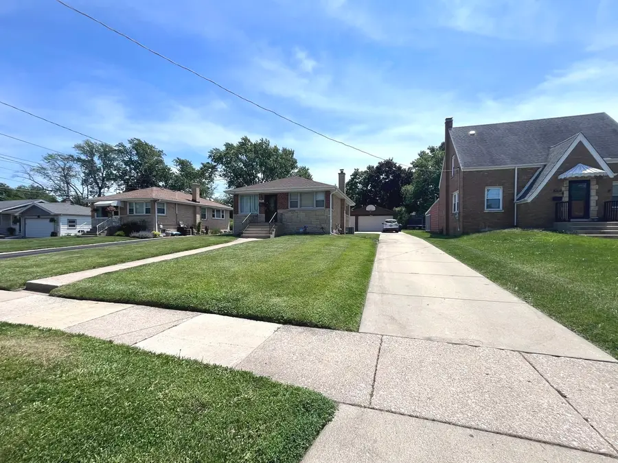 5707 Bohlander Avenue, Berkeley, IL 60163 - #2