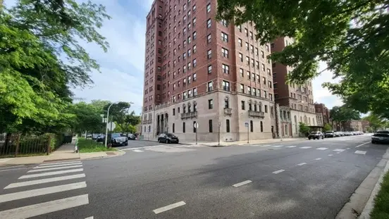 6700 S Crandon Avenue #6A, Chicago, IL 60649 - #1