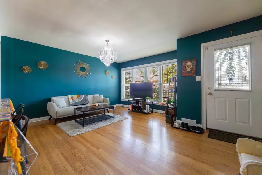 5921 S Sawyer Avenue, Chicago, IL 60629 - #2