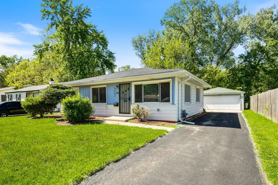 3242 Roesner Drive, Markham, IL 60428 - #2