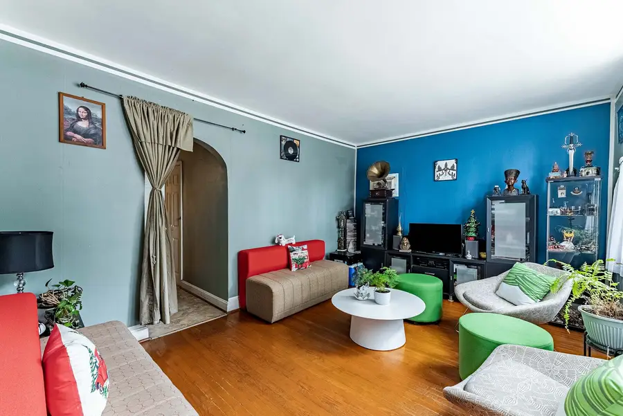 2703 S Hillock Avenue, Chicago, IL 60608 - #2