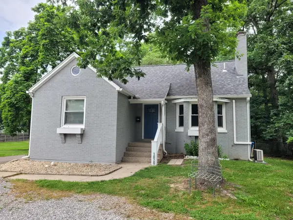 1828 E Richview Road, Mt Vernon, IL 62864