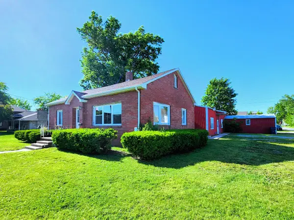 809 E Main Street, West Frankfort, IL 62896