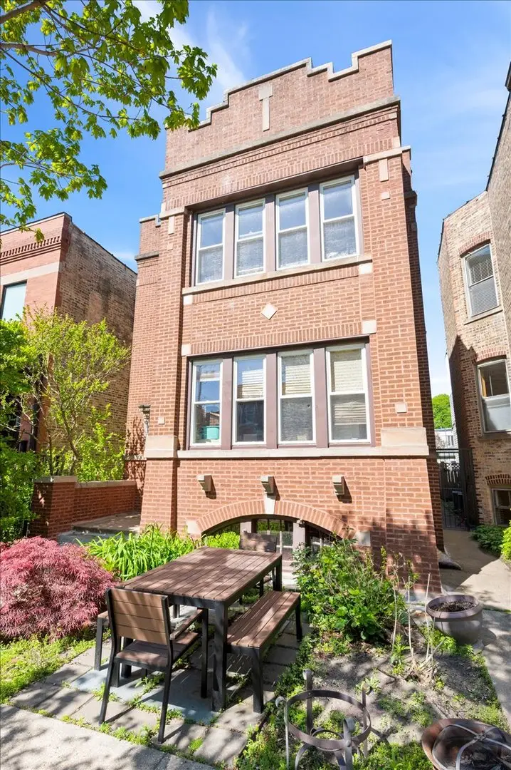 3618 N Bell Avenue, Chicago, IL 60618 - #2