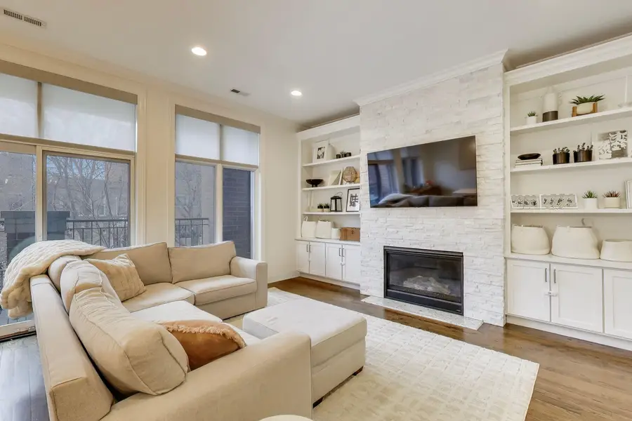 4839 N Damen Avenue #2S, Chicago, IL 60625 - #3