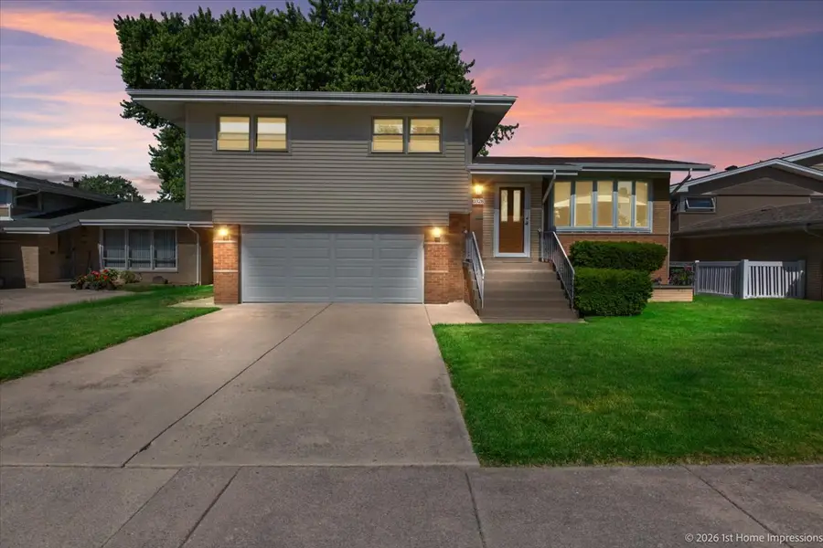 10328 Long Avenue, Oak Lawn, IL 60453 - #2
