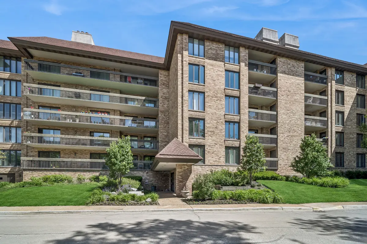 1621 Mission Hills Road #404, Northbrook, IL 60062 - #1