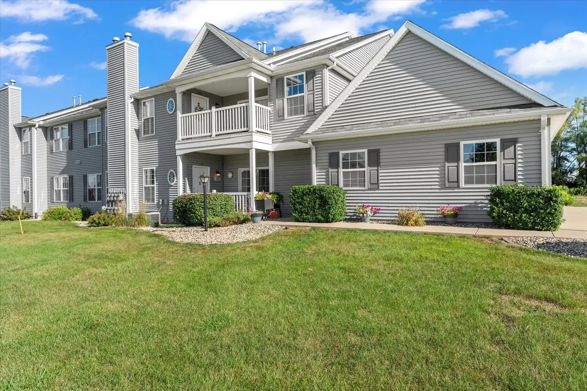 3038 Stillwater Landing Drive #203, Urbana, IL 61802 - #1
