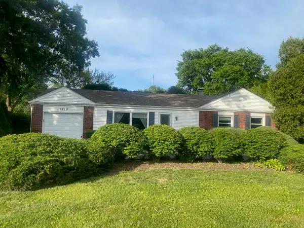 1819 Happ Road, Northbrook, IL 60062